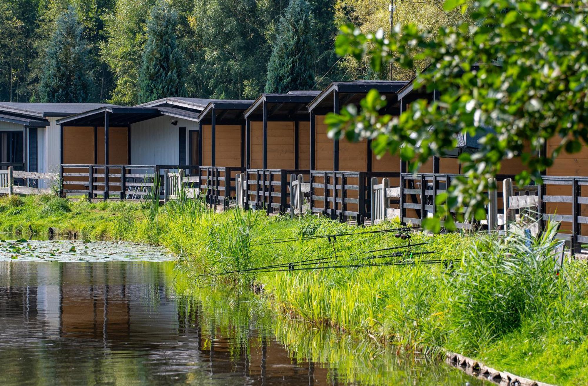 Domki Drewniane Na Splawiu Nad Morzem Ujście-Darłowskie Exteriér fotografie